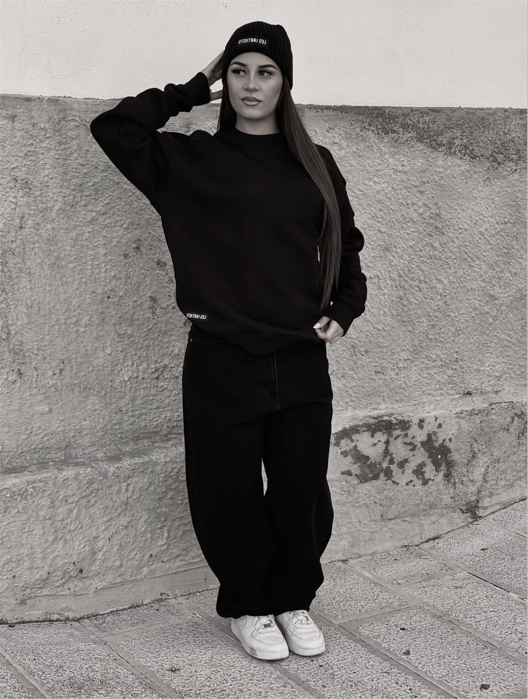 Look total black For Her